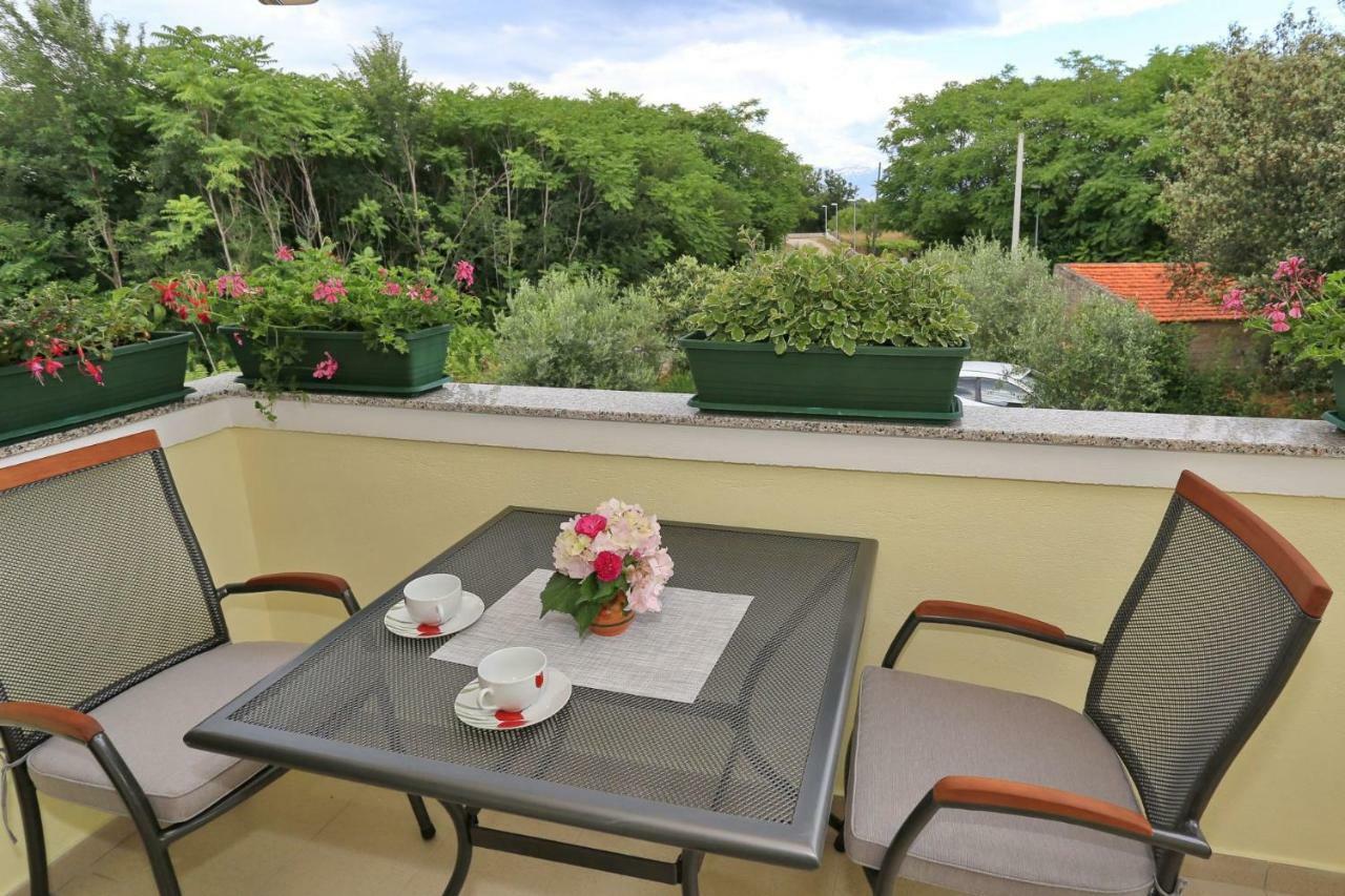 Apartments Romansa Zaton  Exterior photo