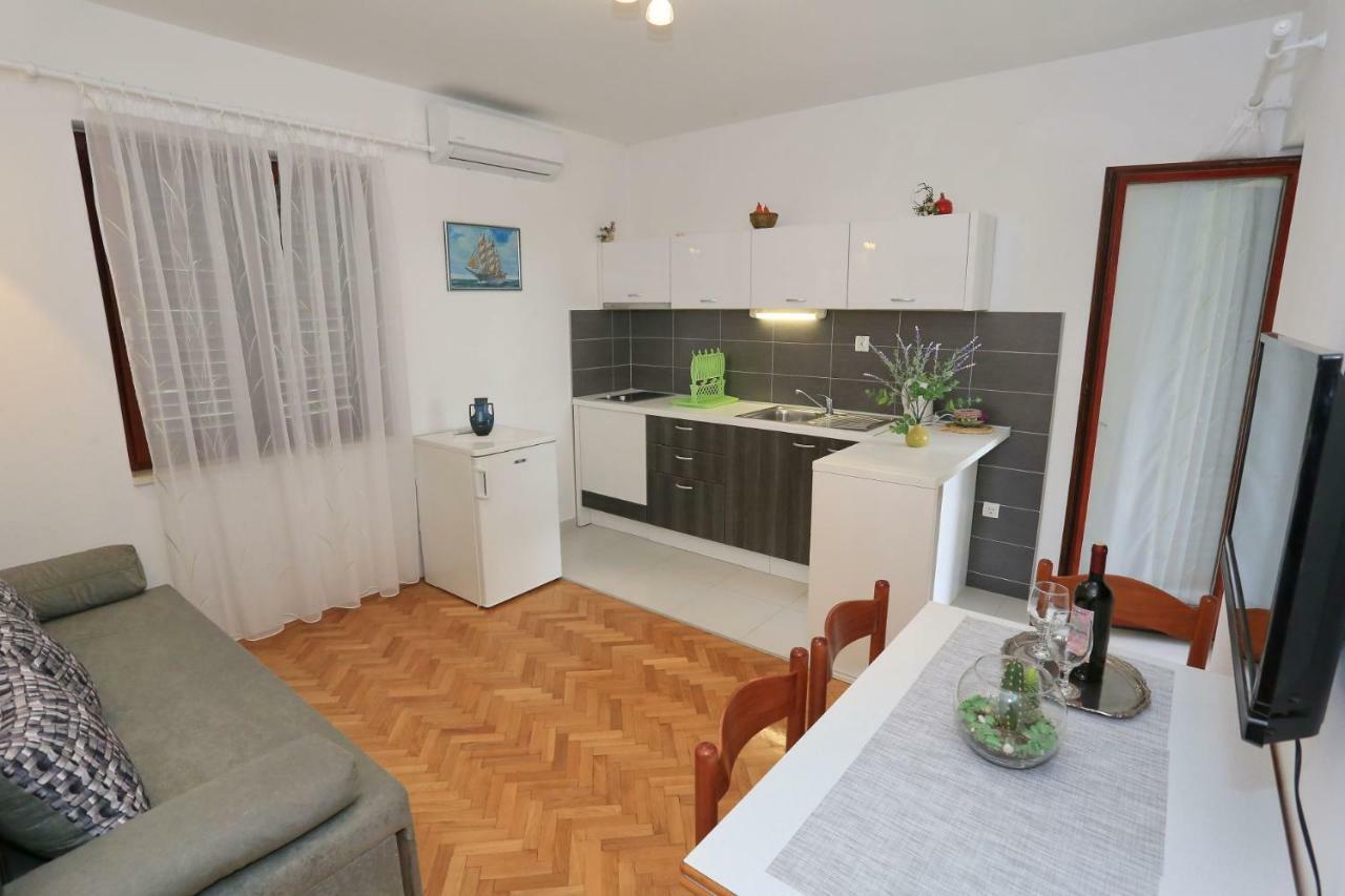Apartments Romansa Zaton  Exterior photo