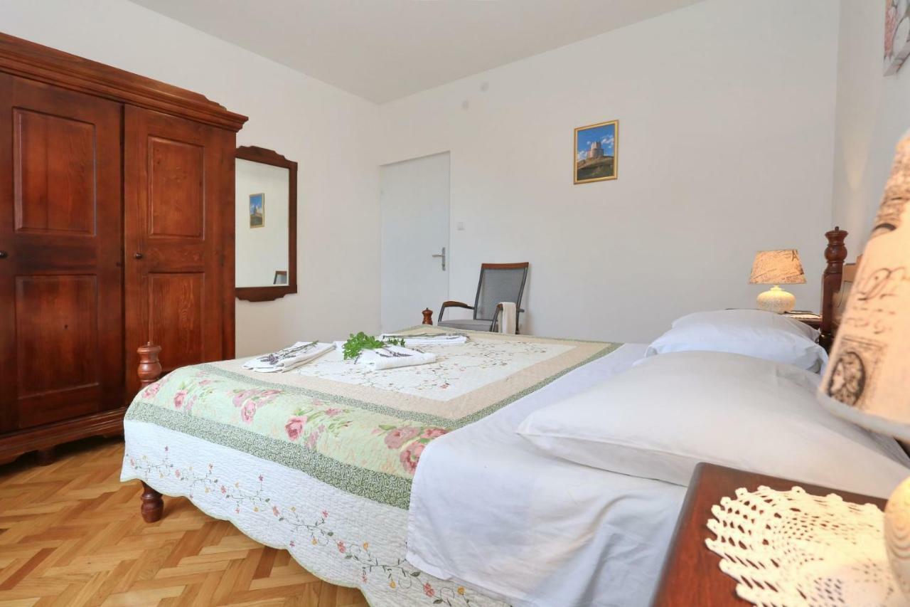 Apartments Romansa Zaton  Exterior photo