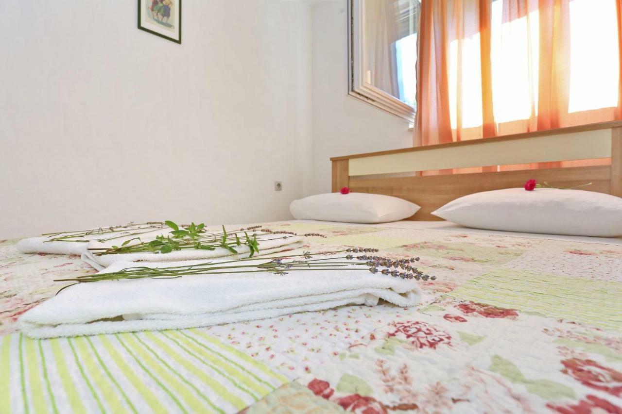 Apartments Romansa Zaton  Exterior photo